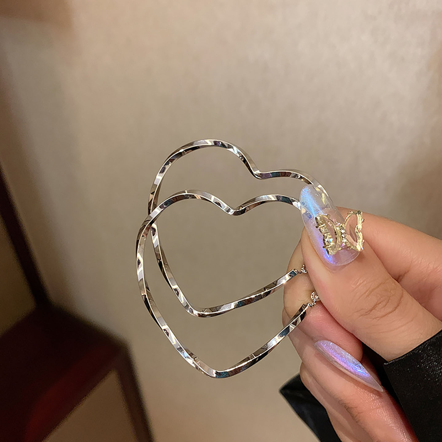 辣妹欧美风金属爱心耳环