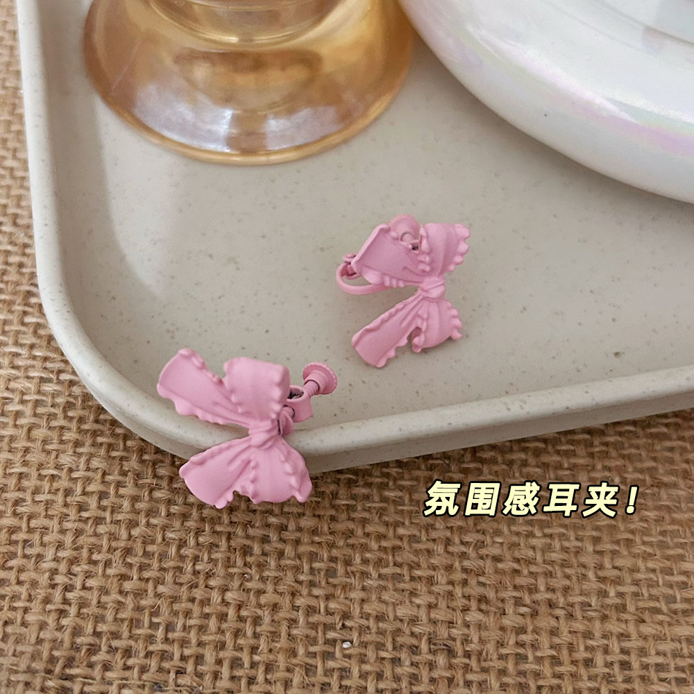 甜美粉色蝴蝶结耳夹|狂甩不掉