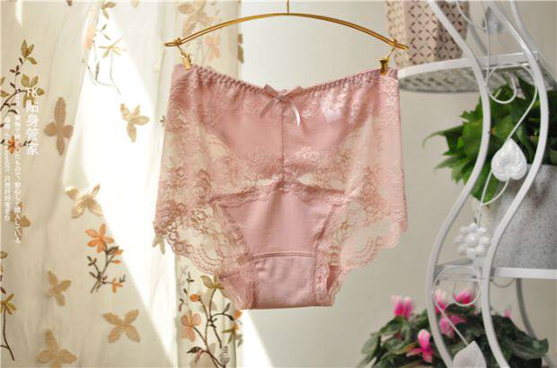 Slip jeunesse sexy en autre - Ref 642737 Image 3