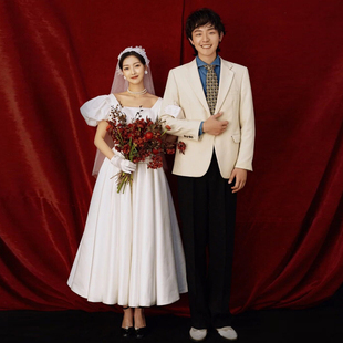 新款影楼主题服装外景旅拍婚纱摄影情侣写真拍照结婚礼服婚服