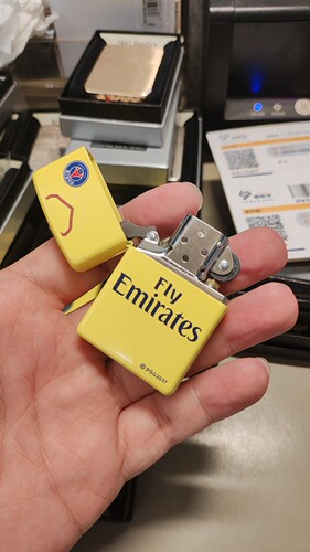 全新正品zippo芝宝打火机 巴黎圣日耳曼32号达尼·阿尔维斯 欧版