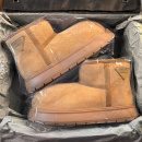 官方正品卡皮巴拉雪地靴女款2025秋冬季新款羊皮毛一体保暖棉鞋潮