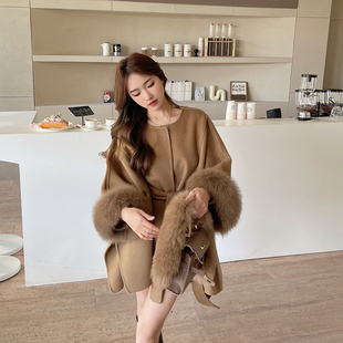 顾小落 留洋千金 双面呢白色斗篷大衣女冬高级感毛呢外套