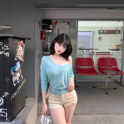 【审美偏爱】蓝色轻薄透气针织罩衫吊带两件套秋季镂空上衣设计感