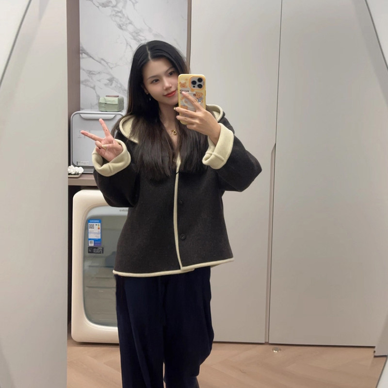 羊毛一手长双色双面呢连帽大衣女秋冬新款撞色慵懒短款毛呢外套