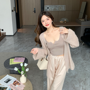 显瘦滑滑裤 less 纯欲背心内搭 简约出道 Queen