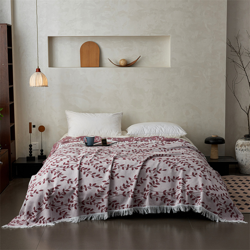 2025年新款A类全棉提花流苏活性印染毛毯居家学生宿舍多功能盖毯