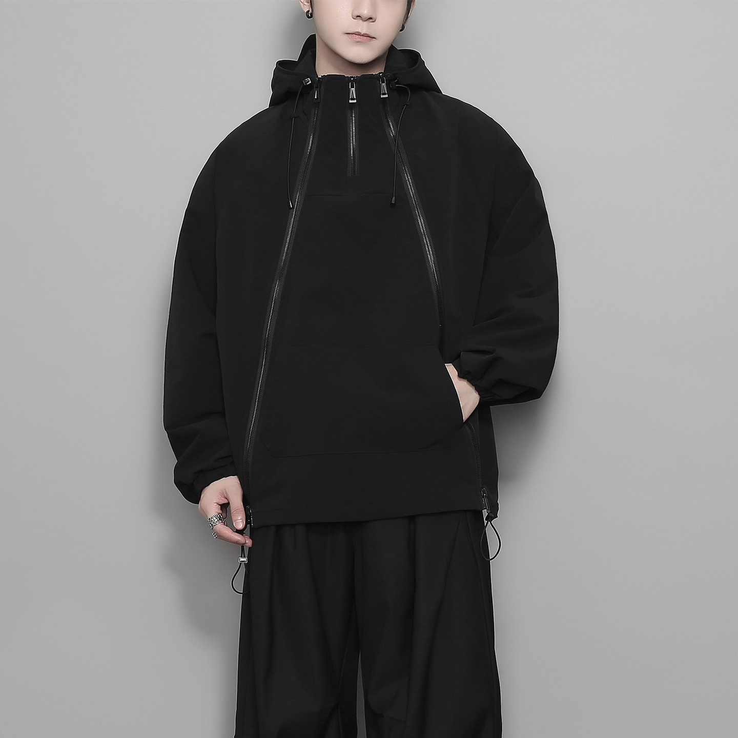 不规则拉链拼接宽松连帽工装外套