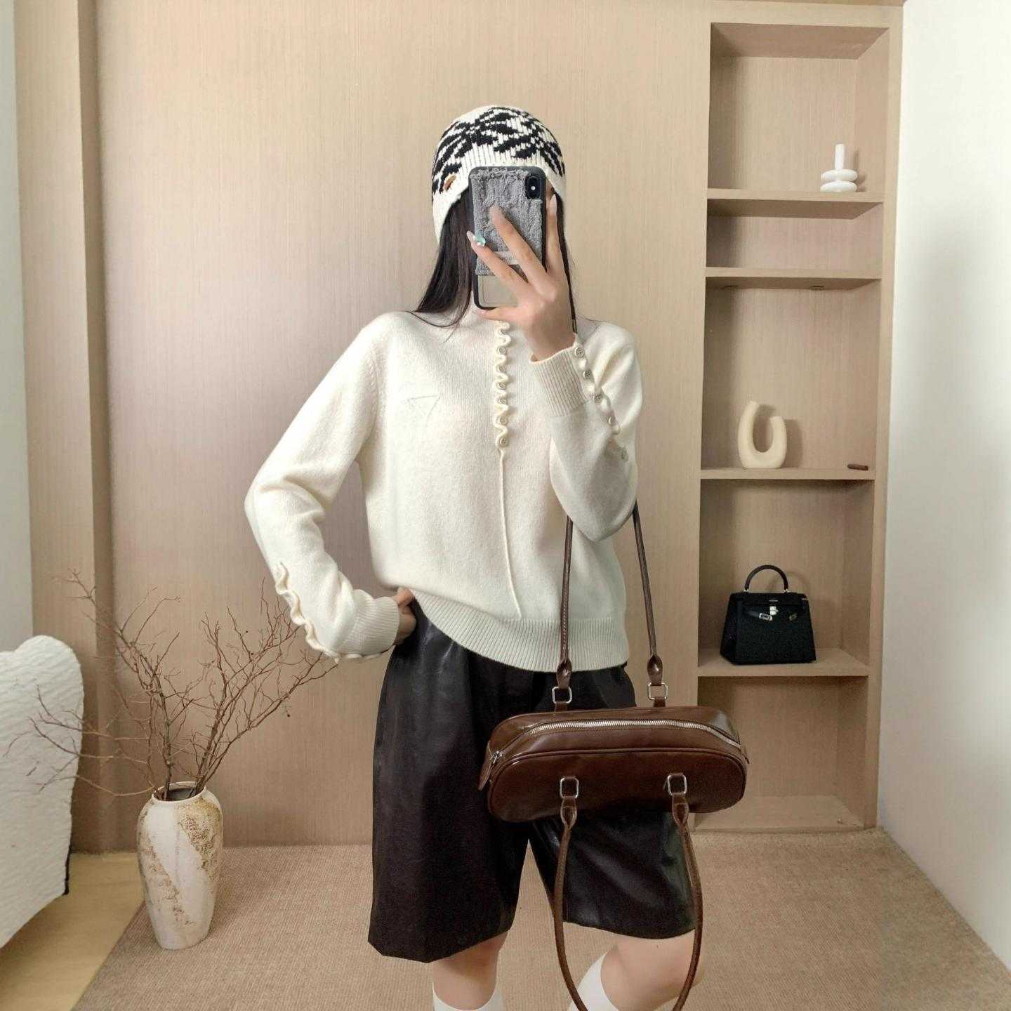 普洛克新款 绵羊毛高领羊毛衫女设计感木耳边时尚打底衫毛衣秋冬