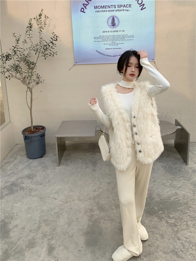 Real shot real price Korean loose fur one-piece vest coat show thin Xinji top high waist loose straight pants