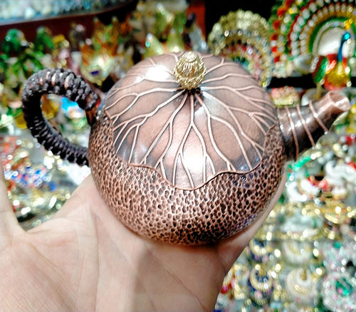 新疆喀什工艺红铜茶壶手工铜器