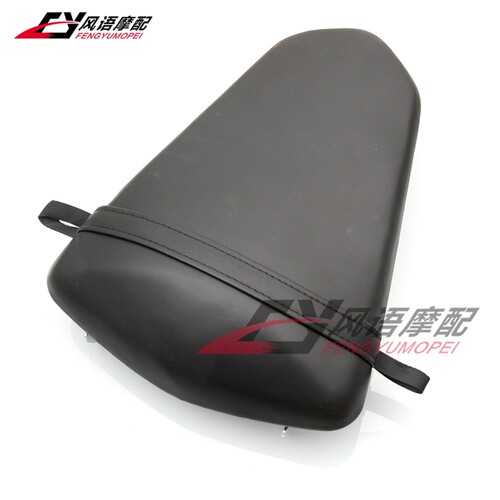 适用雅马哈 YZF-R3 R3 MT-03 R25 15-20 后座包 后坐垫坐包皮座