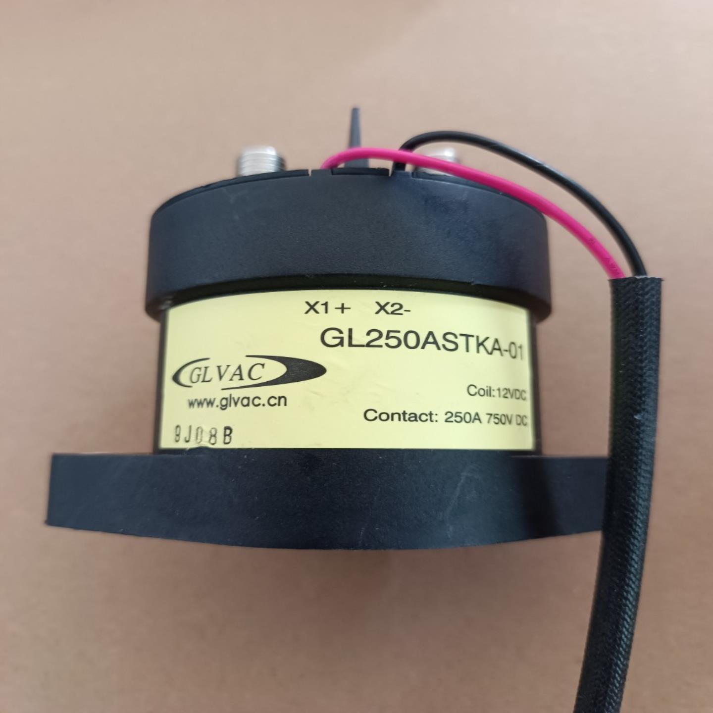 国力继电器GL250ASTKA－01线圈12V Contact 250A750VDC直流接