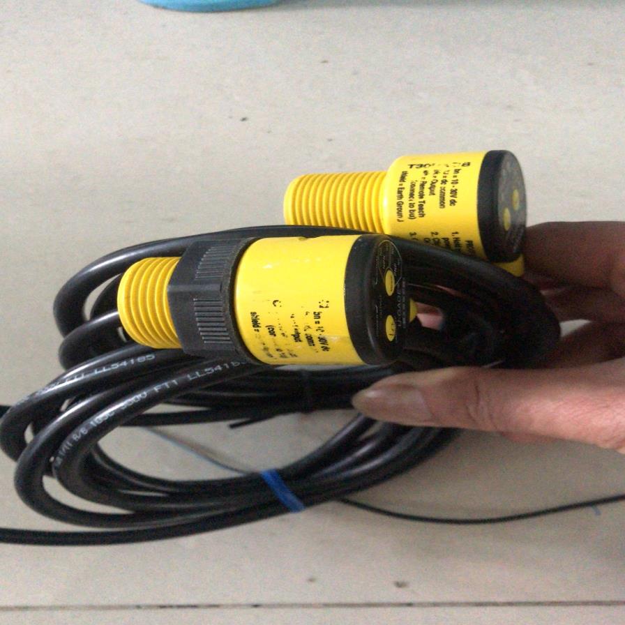 T30UXDB  邦纳BANNER 光电开关光电传感器