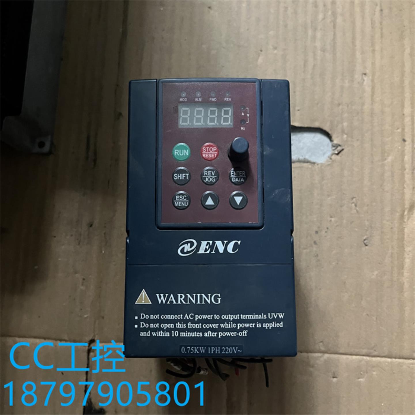 拆机易能变频器EDS800-2S0007N 075KW 200V 220V现货包好实物