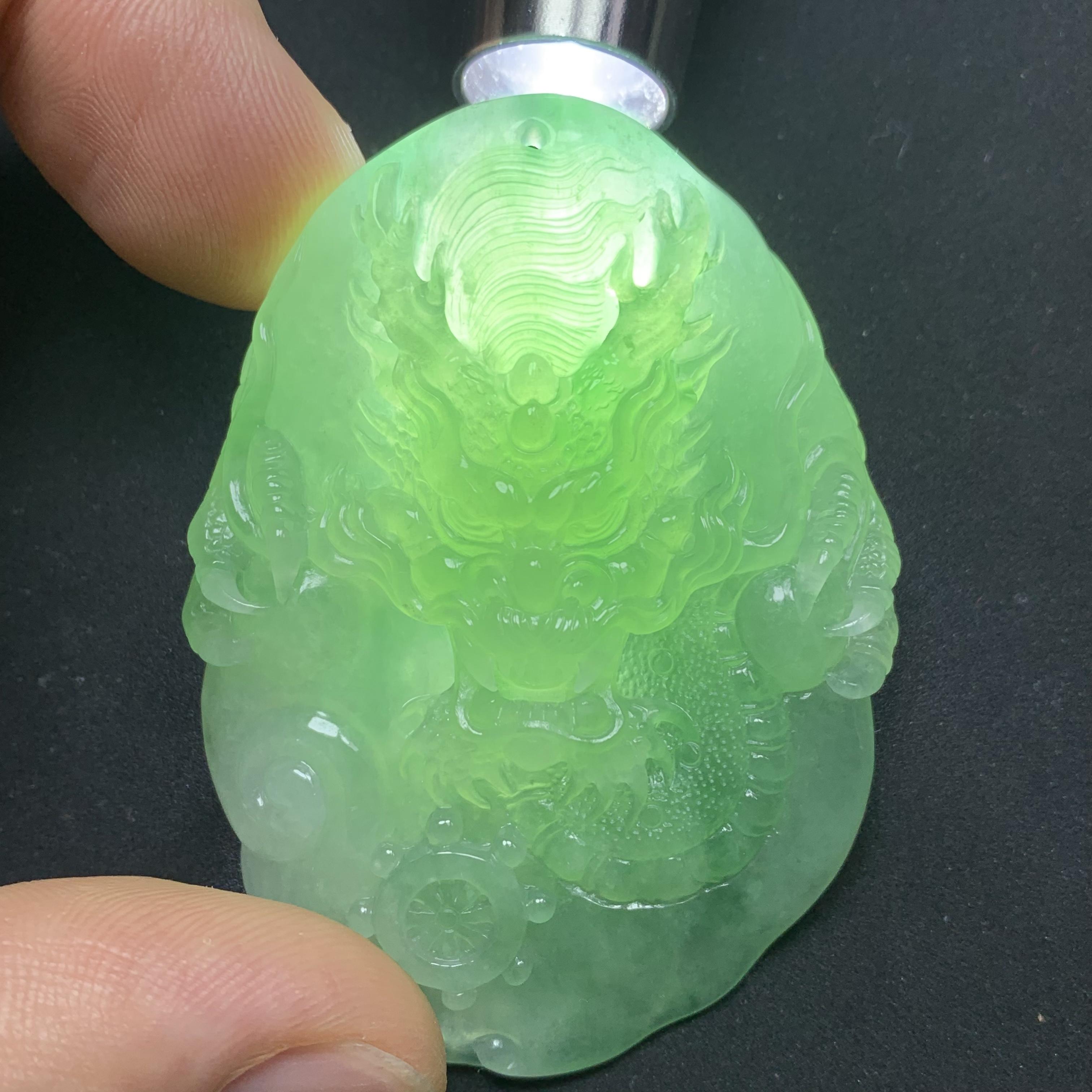 缅甸翡翠玉天然玉石A货冰种湖绿