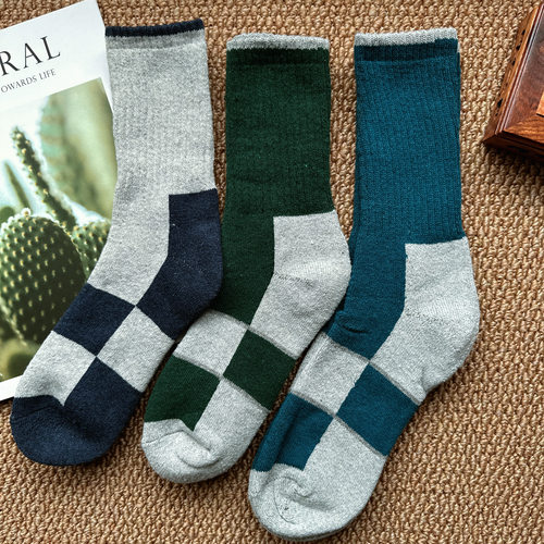 30%merino wool方格纹羊毛袜中筒袜吸汗透气户外徒步登山三双装