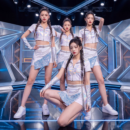 舞依芭2026新款女团爵士演出服装