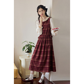 弥古复古红色格子连衣裙2025新款 秋冬格纹背心裙女新年红内搭长裙
