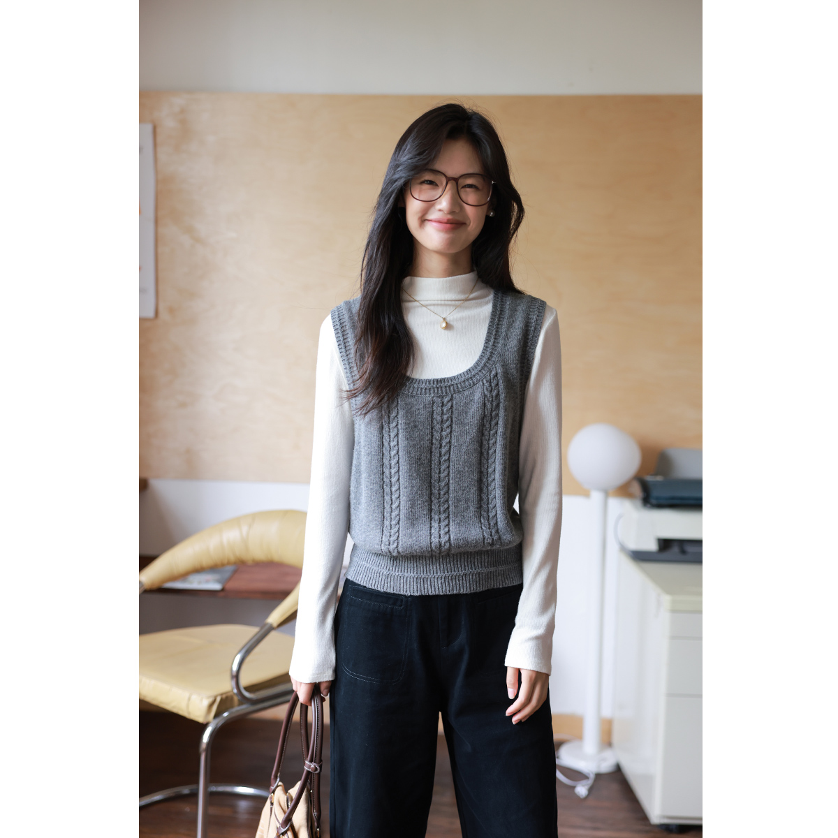 弥古灰色u领毛衣马甲女2025春季新款无袖上衣高级感羊毛针织背心