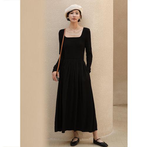 长袖黑色连衣裙高级感