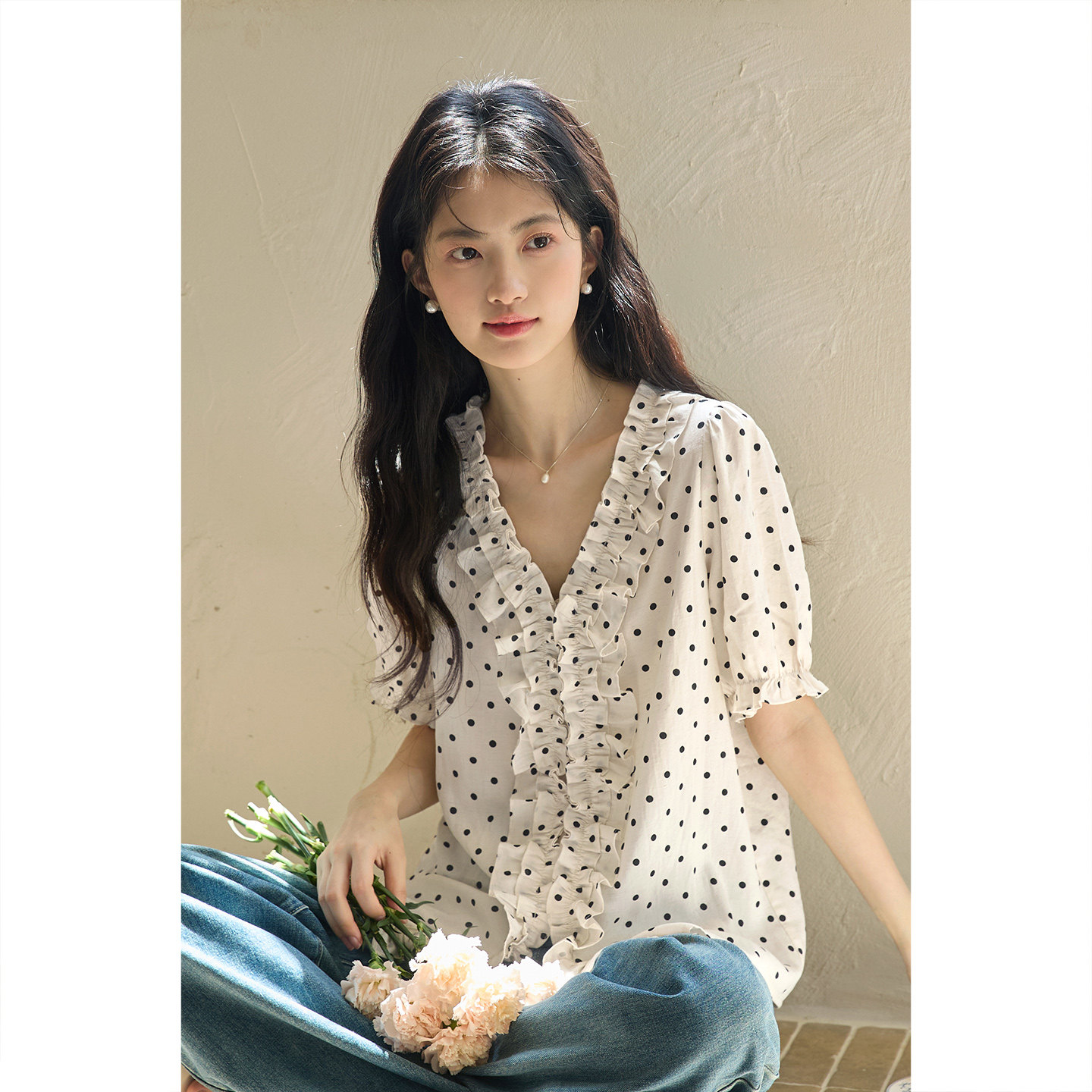 弥古v领法式波点衬衫上衣女宽松木耳边短袖天丝亚麻衬衣2026夏季