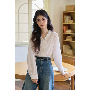 弥古白色法式v领荷叶边衬衫女春季新款内搭长袖花边打底纯棉衬衣
