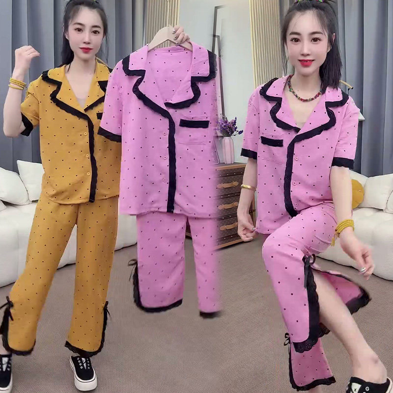 网红高级感纯欲少女风波点睡衣