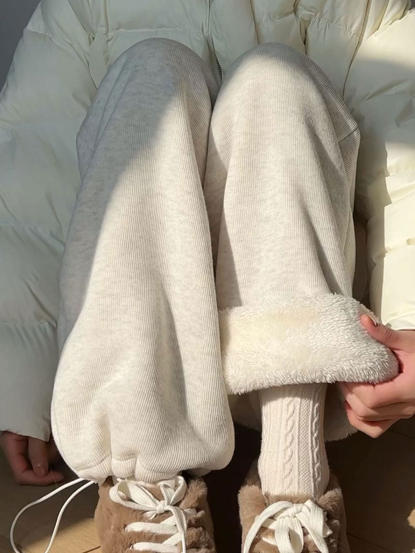 羊羔绒加绒运动裤女秋冬季加厚棉裤外穿宽松束脚卫裤小个子阔腿裤