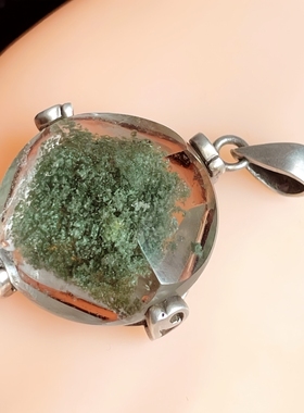 天然水晶吊坠绿幽灵吊坠巴西绿幽灵全包古钱币形吊坠手工银包礼物