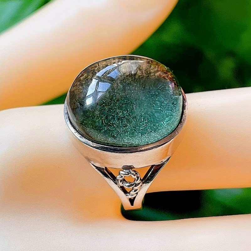 天然水晶戒指绿幽灵戒指巴西绿幽灵墨绿金沙全净体戒指戒面银包女