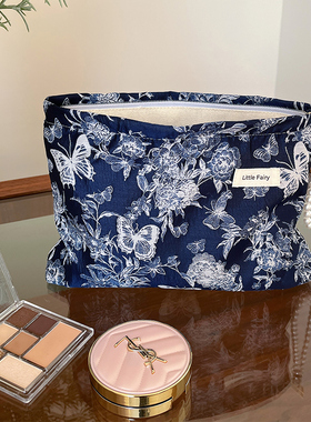 2026新款便携式大容量化妆包复古女生化妆刷收纳包帆布手拿内胆包