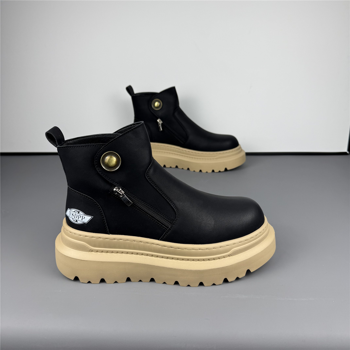 冬季新款加绒保暖马丁靴厚底男鞋