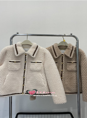 A1ADD4420太平鸟女装2023冬专柜正品翻领撞边皮草外套A1ADD442082