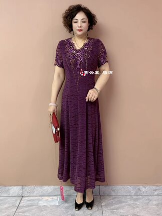 阔太太高端中年妈妈装夏季短袖高弹南韩丝烫钻绣花收腰显瘦连衣裙