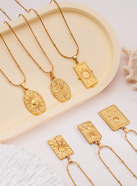 跨境钛钢不掉色几何方形太阳星空项链女时尚不锈钢锁骨链首饰