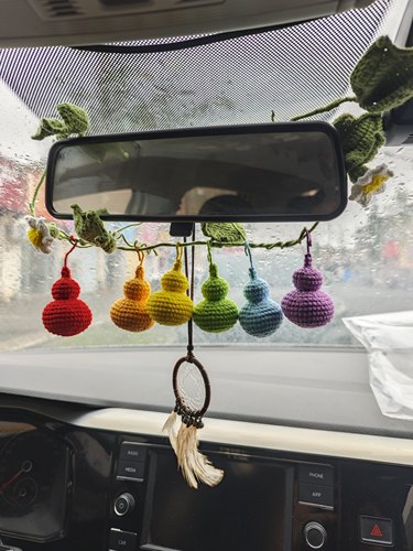 成品七彩葫芦娃车挂护路钩织车挂毛线后视镜摆件创意礼物