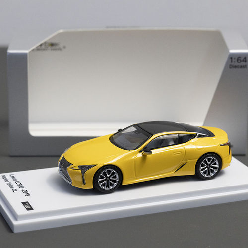 AR佛山展会 1:64 雷克萨斯LC500 双门跑车 2018 黄色 合金车模