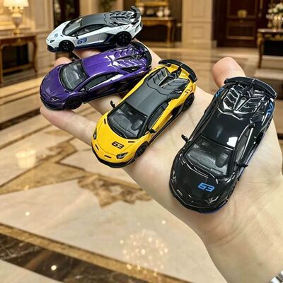 E model 1:64 兰博基尼 大牛 Aventador SVJ LP770-4 合金车模
