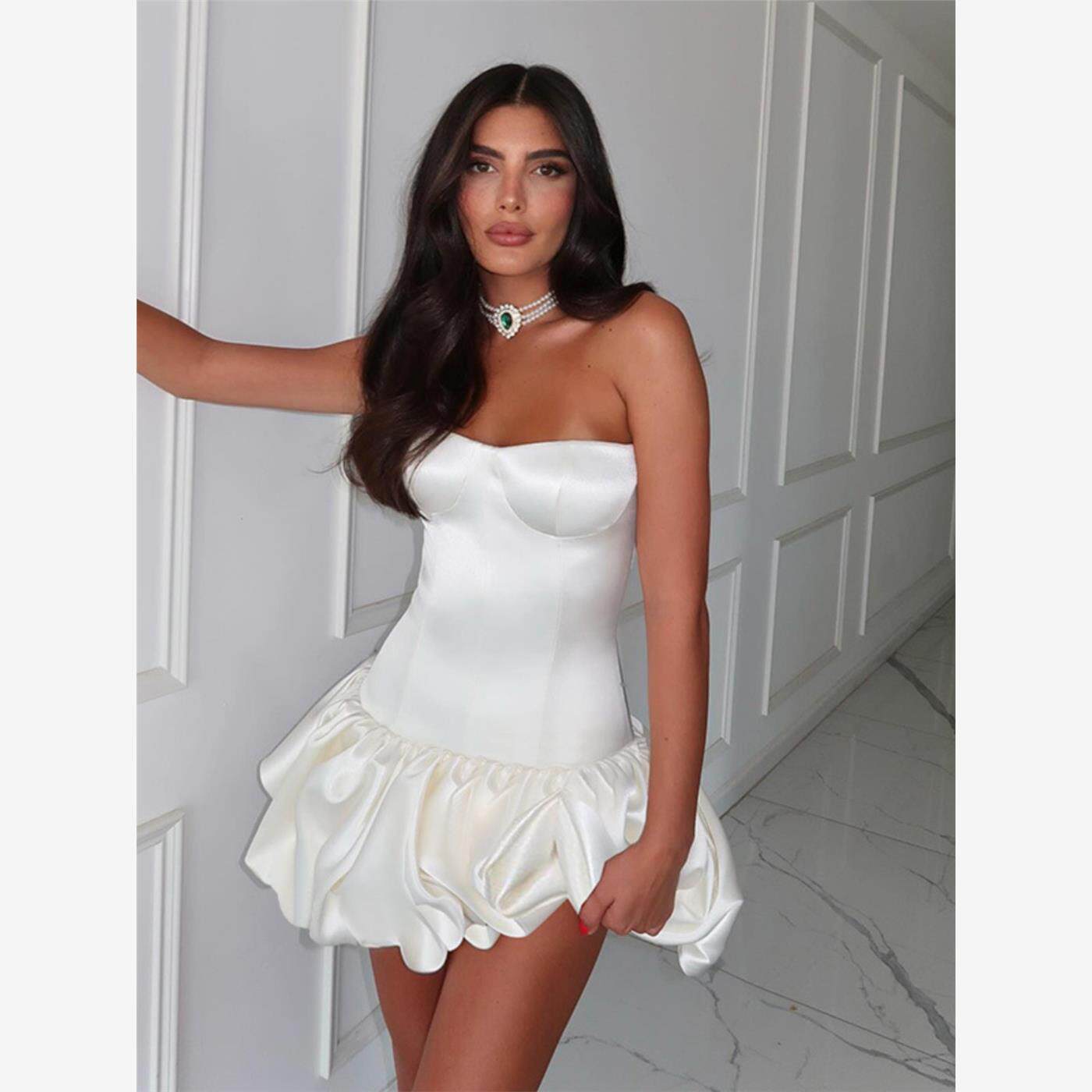 Slim fit strapless pleated dress for women抹胸缩褶摆款连衣裙