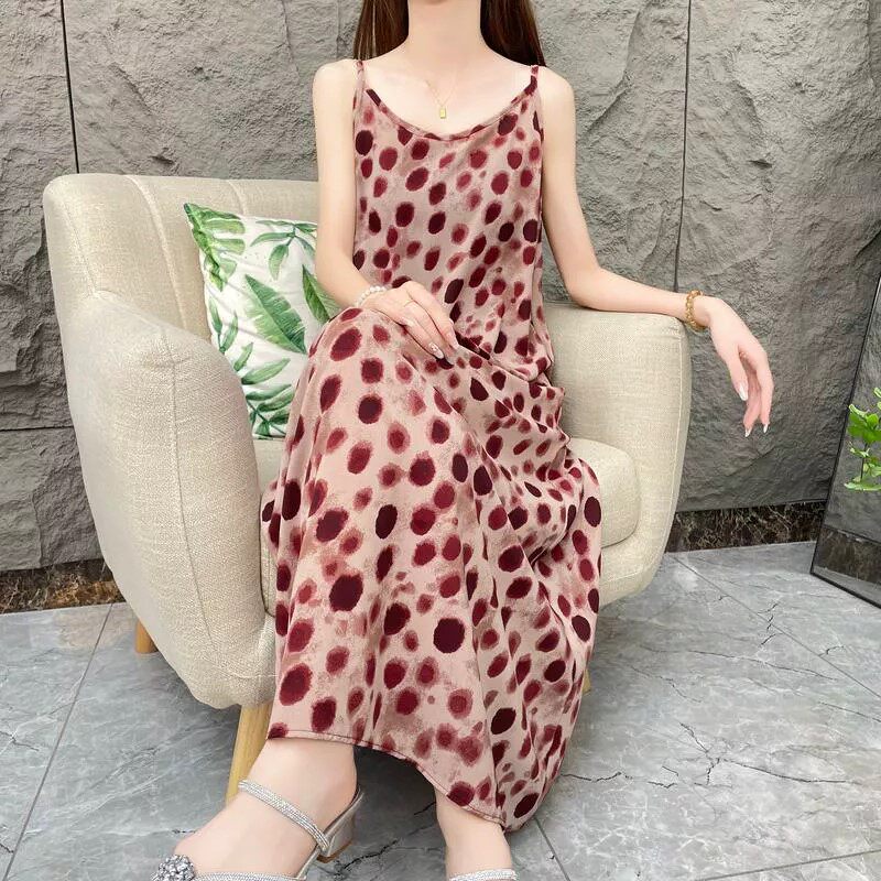 【琥珀云烟】春季碎花吊带裙女时尚宽松气质夏季无袖印花连衣裙 - 实物图