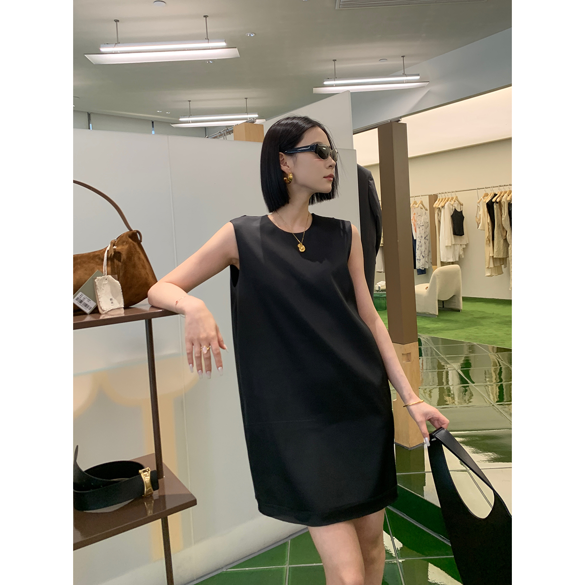 纯色通勤直筒裙VIKTORIACHAN