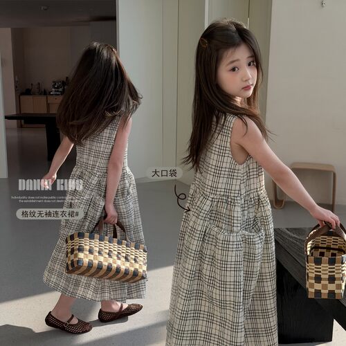 嗒囜文艺格纹女童夏季吊带裙