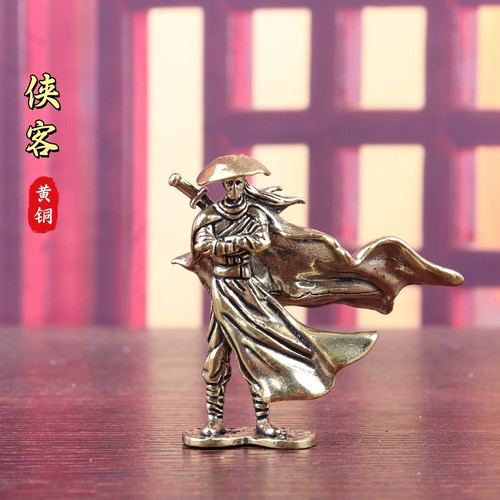 江湖情义黄铜侠客汽车摆件
