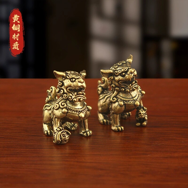 纯铜狮子(一对)黄铜桌面铜摆件镇宅小狮子居家装饰复古茶宠摆件图片