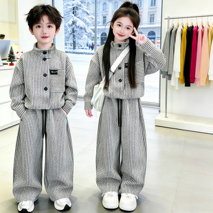 独特新款女童韩系搭穿漂亮卫衣男童2026小女孩洋气套装女大童春装