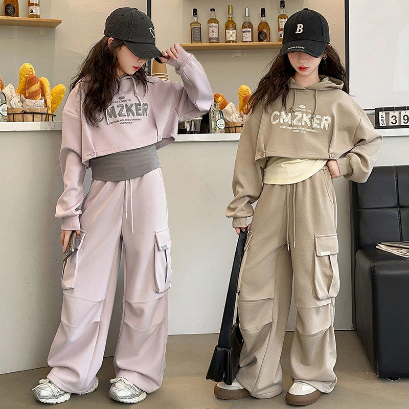 潮洋气春秋三件套女孩女童套装卫衣新款2025子大童儿童秋季工装裤