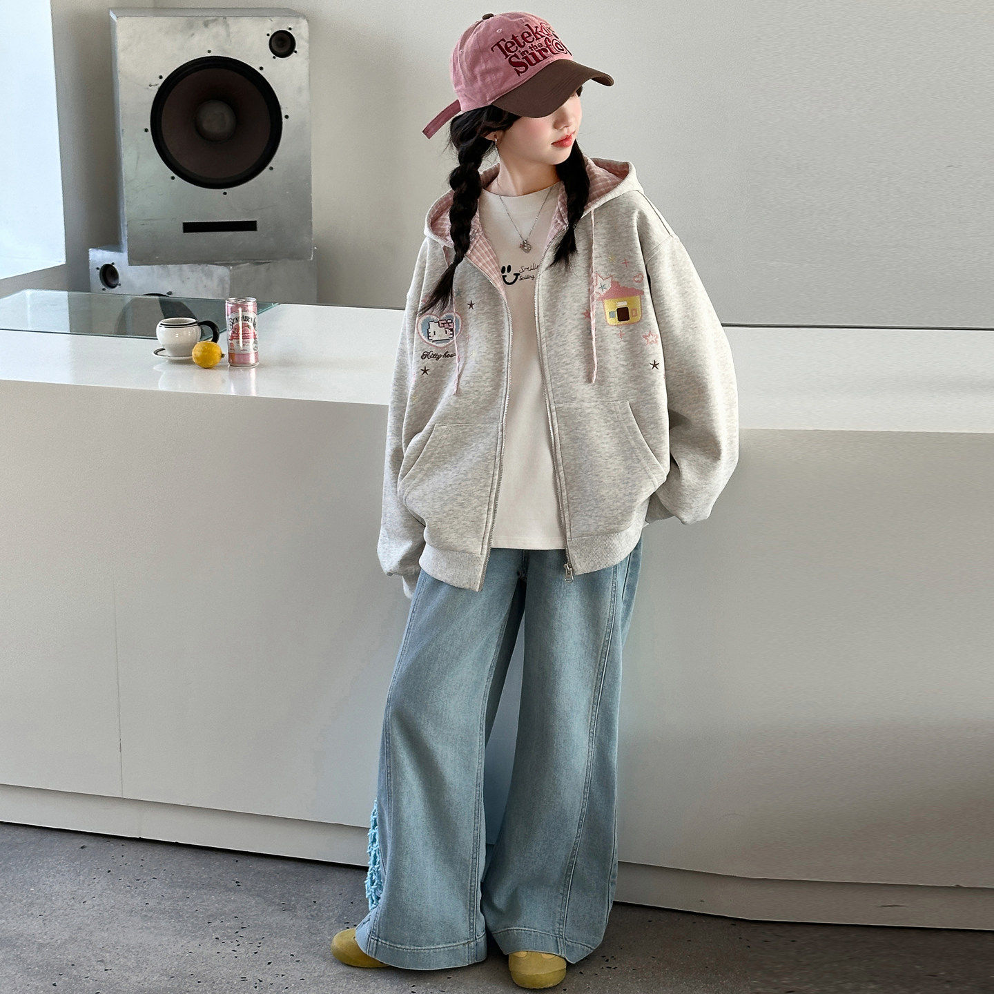 连帽中卡通服童装春秋新款春款上衣女童棒球大外套款儿童2026洋气