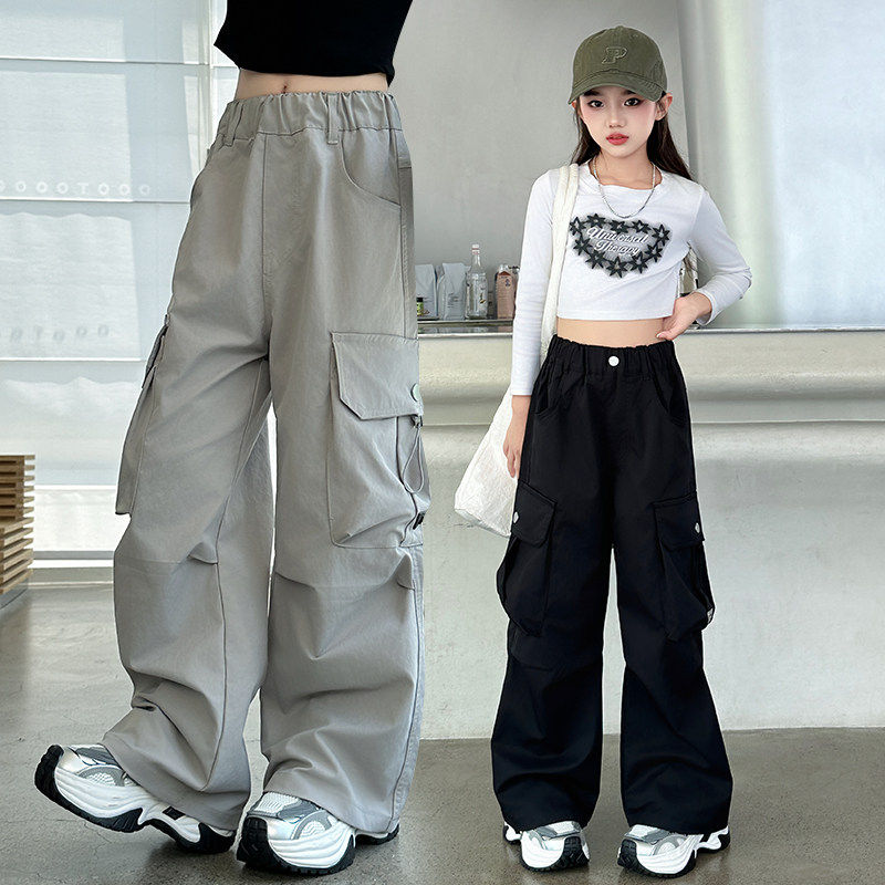 工装裤休闲裤直筒裤子春秋洋气韩版女孩黑色新款2026炸街时髦女童