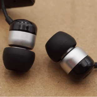 库存耳机 发烧级重低音耳机 女毒 入耳式 等长 配机耳机 日本原装